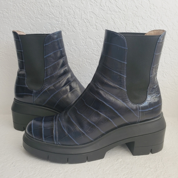 Stuart Weitzman Blue Croc-Embossed Ankle Boots - Picture 8 of 13